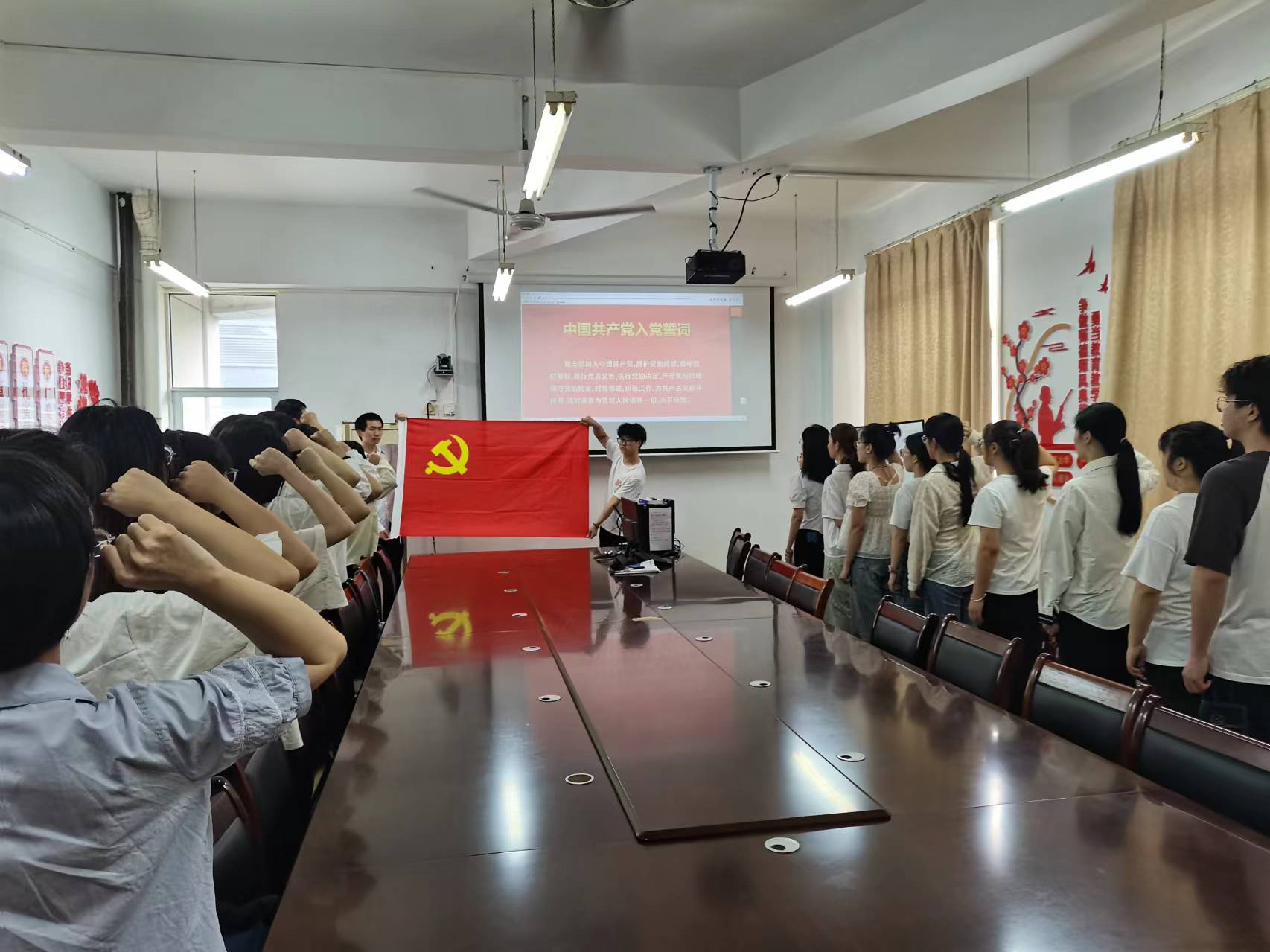 必赢766net手机版